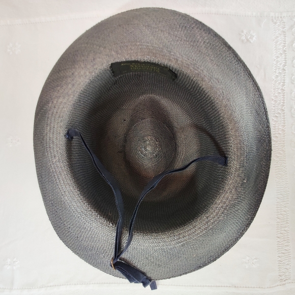 Vintage Riding Hat by Bergdorf Goodman 1940s - Picture 7 of 16